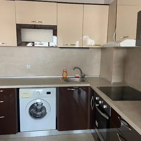 2 Bedroom With 2 Balconies And Sea Views