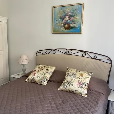 2 Bedroom With 2 Balconies And Sea Views *