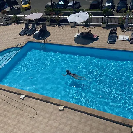 Apartamento 2 Bedroom With 2 Balconies And Sea Views